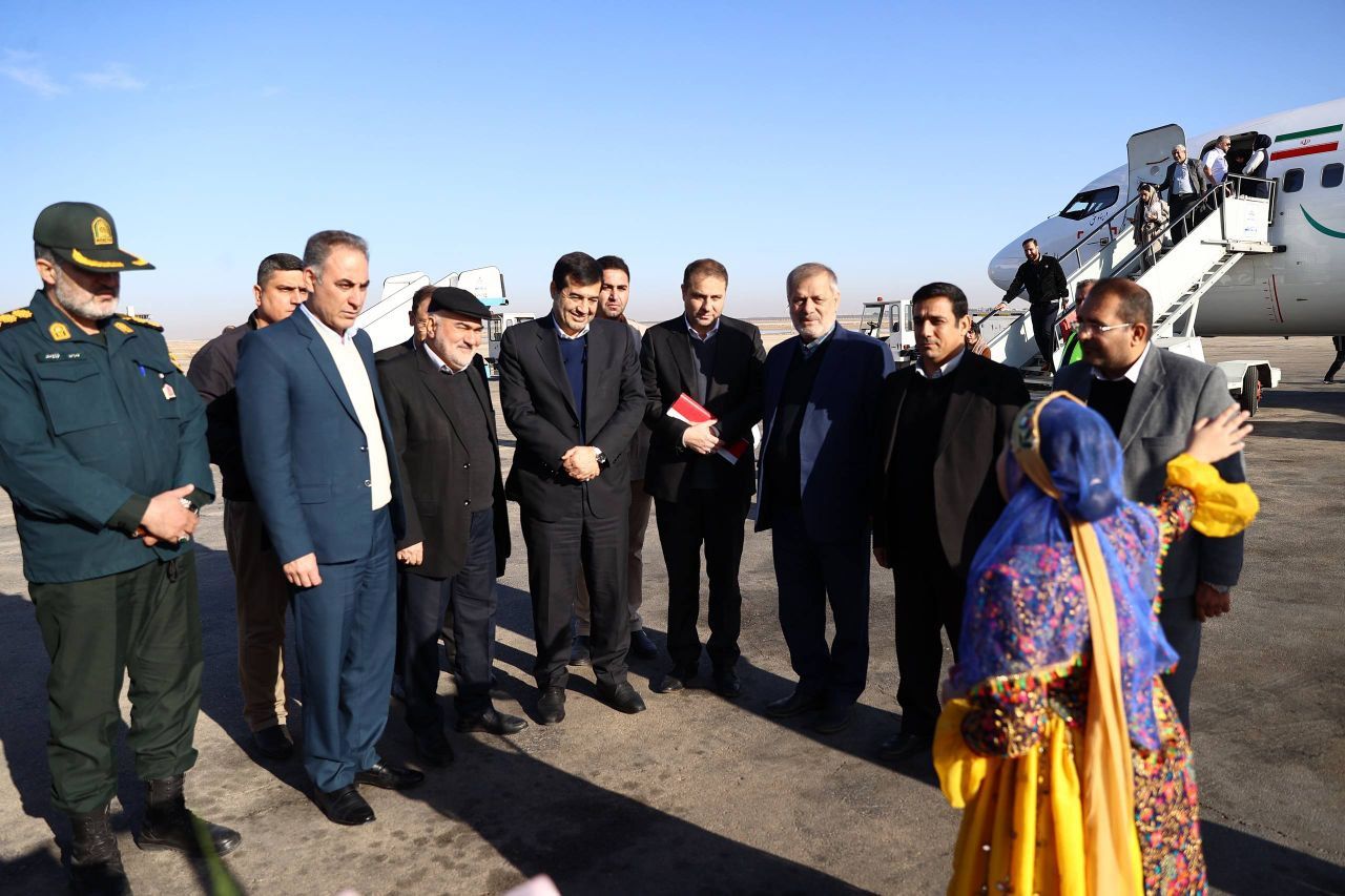 بهره‌برداری از پروژه استخر هندیجان بعد از ۱۴سال/ افتتاح سالن کشتی ایذه+فیلم