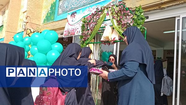 شادی و امید در جشن جوانه ها