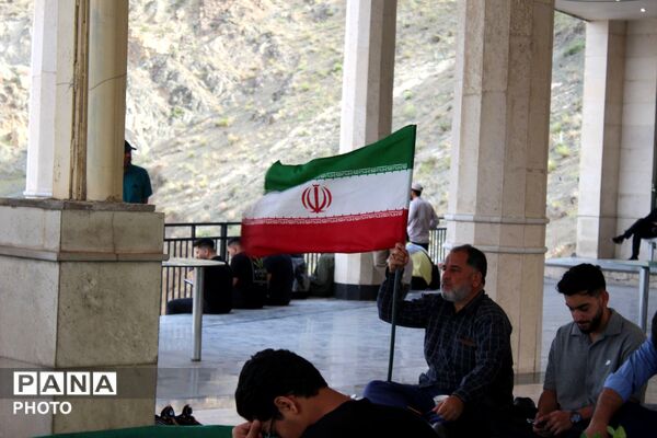 قرائت دعای ندبه در نورالشهدا عظیمیه کرج
