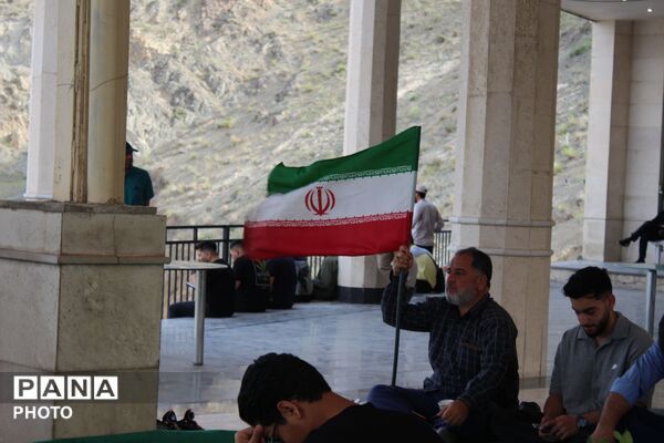 قرائت دعای ندبه در نورالشهدا عظیمیه کرج
