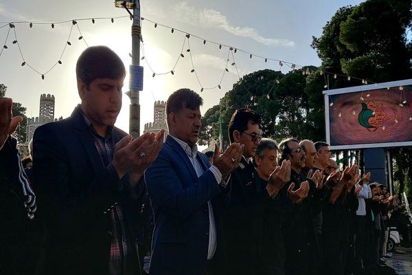 شکرانه توحید؛ نماز عید فطر در نجف‌آباد