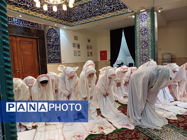 برگزاری جشن تکلیف دانش‌آموزان دبستان گلهای‌شادی ناحیه ۲ کرج