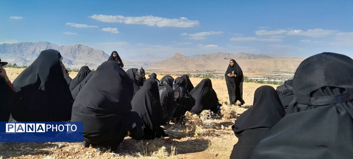 دوره آموزشی پنج روزه برای بسیجیان ناحیه ۱ خرم‌آباد در حسینیه ثارالله