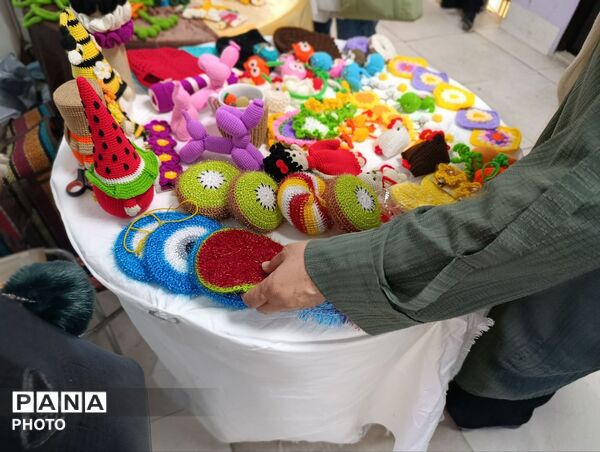 نمایشگاه صنایع دستی در فرهنگسرای شهروند 