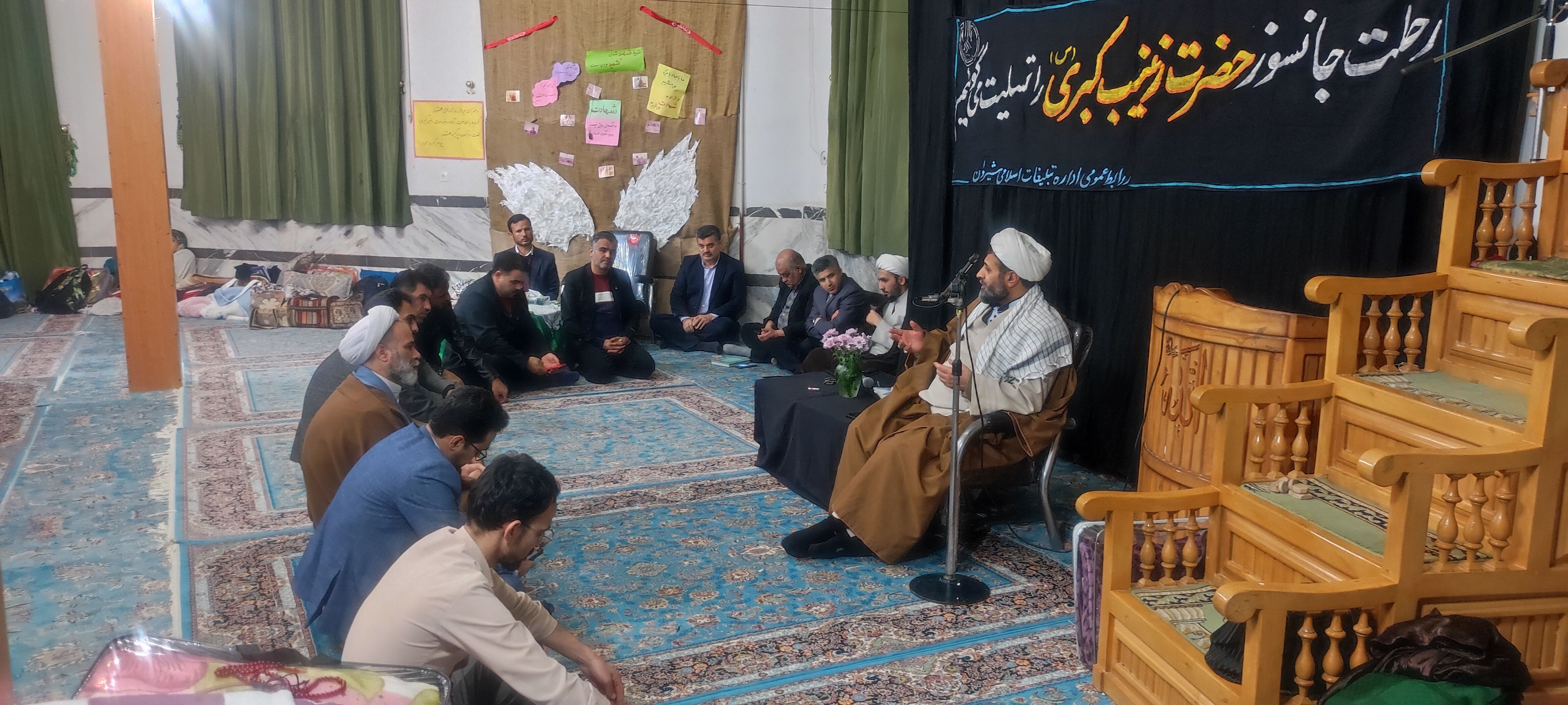حضور ۷۲ دانش‌آموز دختر معتکف به نیت ۷۲ شهید کربلا در مسجد باب الحوائج شیروان