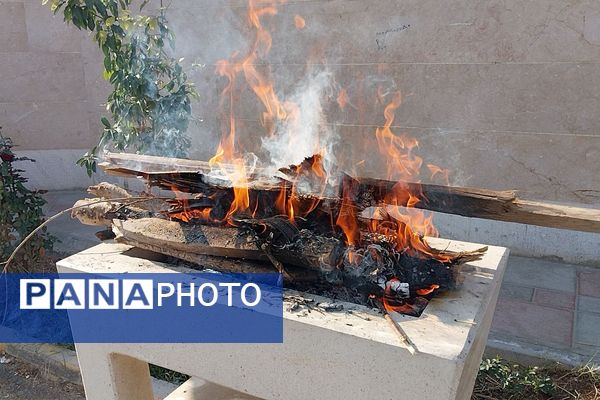 برنامه های شاد و متنوع به مناسبت شب یلدا در مدرسه منتصرین شاهد