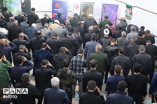 چهلمین روز شهادت دانش آموزان دبستان میناب و رهبر قائد امت 