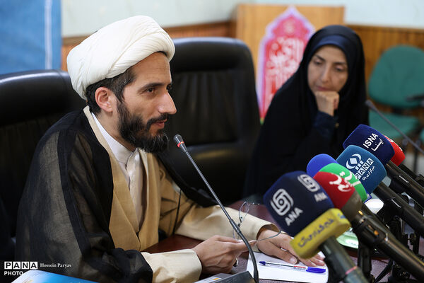 نشست خبری رئیس سازمان پژوهش و برنامه‌‌ریزی آموزشی در حاشیه سی و نهمین اجلاس روسای آموزش و پرورش
