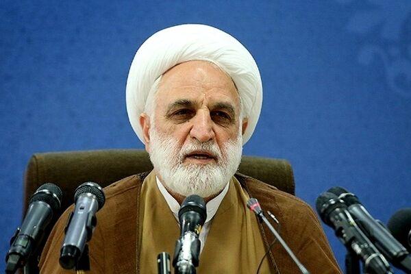 انجام کار حرفه‌ای در شناسایی و معرفی عناصر وطن‌فروش به دستگاه قضایی نقش بسیار موثری در تامین امنیت روانی مردم
