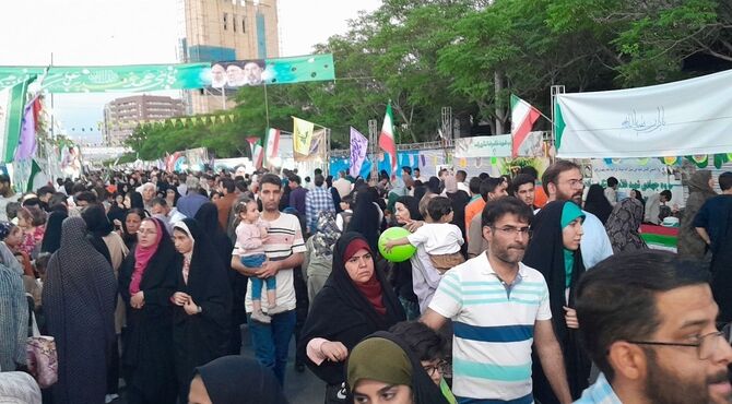 حضور پرشور در خیابان‌ها به وقت عید امامت
