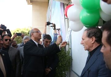 زنگ آغاز سال تحصیلی در دبیرستان فرزانگان کرمانشاه نواخته شد
