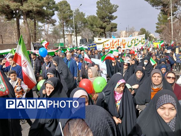 راهپیمایی 22 بهمن با حضور گسترده ای از مردم در شهرستان نیشابور