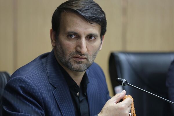 تلاش می‌کنیم هیچ کلاسی در مهرماه بدون معلم نماند/ برگزاری آزمون‌ استخدامی تابع نیاز آموزش و پرورش است