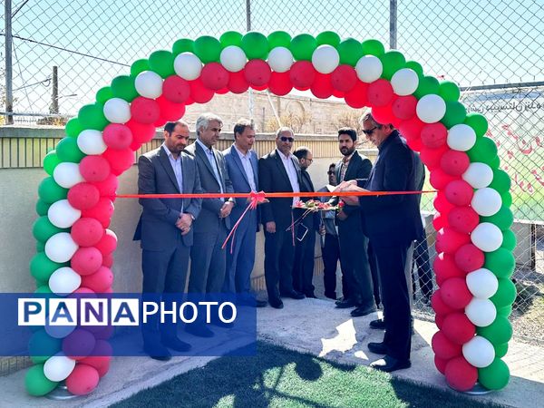 افتتاح دو چمن مصنوعی در مدارس کاشمر 