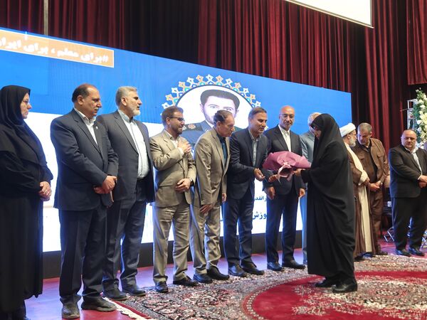 آیین گرامیداشت هفته معلم درکرمانشاه