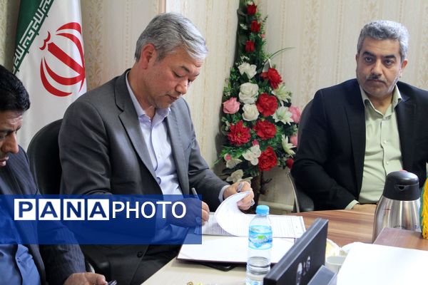 اولین جلسه هیات مدیره مجمع خیرین مدرسه‌ساز خراسان رضوی در سال جدید