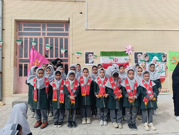 جشن نیمه شعبان در دبستان خدیجه کبری ابرکوه