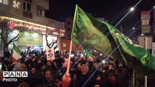 حضور پرشور مردم انقلابی نیشابور در سومین روز از عزای سالار شهیدان انقلاب اسلامی 