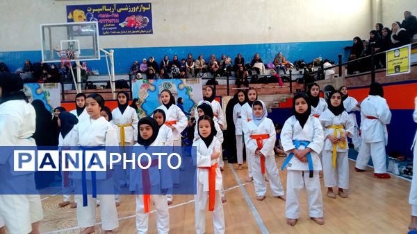 فستیوال ورزشی دختران رزمی کار در نیشابور