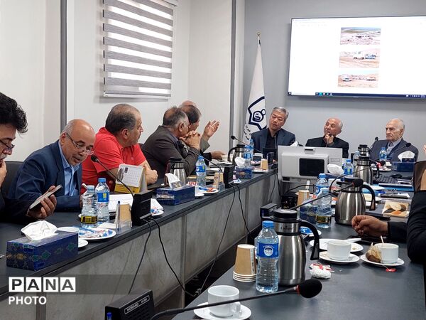اولین جلسه هیئت مدیره مجمع خیرین مدرسه‌ساز خراسان رضوی در سال جدید