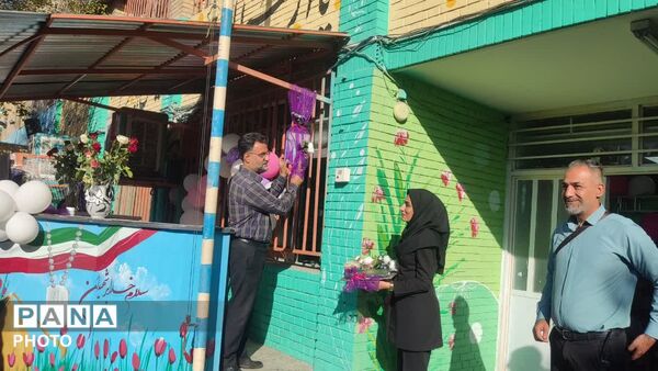 صدای زنگ مدرسه و شور و هیجان دوباره در مدرسه شهید حمزه ربیعی