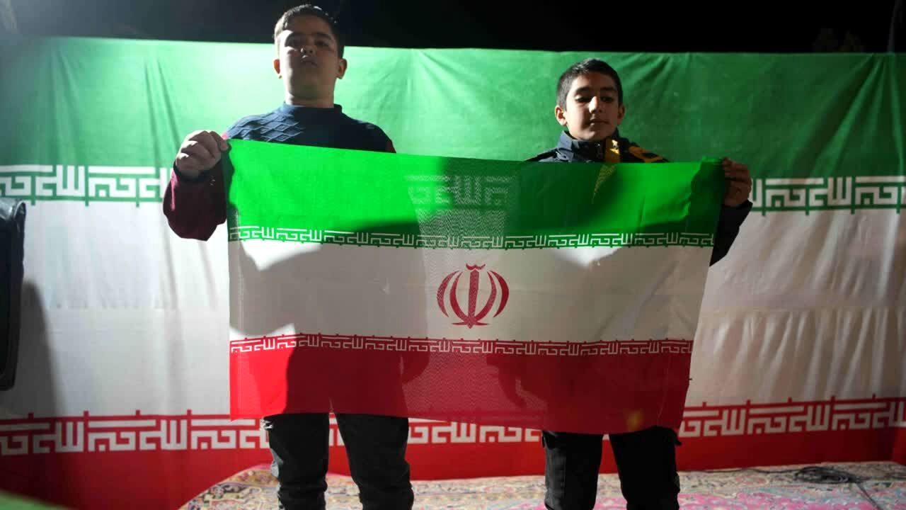 اجتماع مردم انقلابی شهر چرمهین در میثاق با امام امت