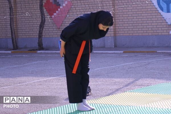 هنرستان تراز شهید سادلجی میزبان المپیاد ورزشی به مناسبت هفته تربیت بدنی 