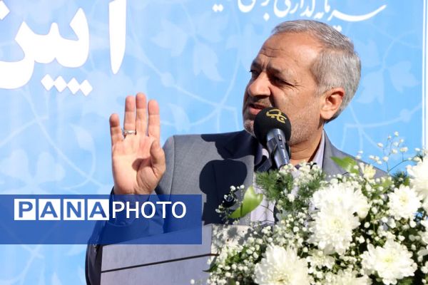 افتتاح طرح‌های آموزشی و عمرانی در یزد با حضور وزیر آموزش و پرورش 