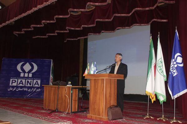کارگاه آموزش مقدماتی خبرنگاری در استان کرمان ویژه دختران ناحیه یک