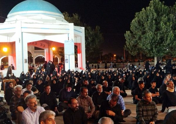  مراسم عزاداری اباعبدالله الحسین(ع) در مسجد شهدای گمنام 