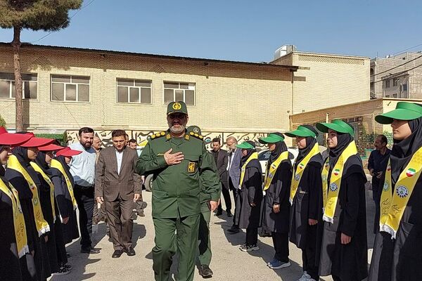 جشن عاطفه‌ها،  تجلی مهربانی دانش‌آموزان کهریزک 