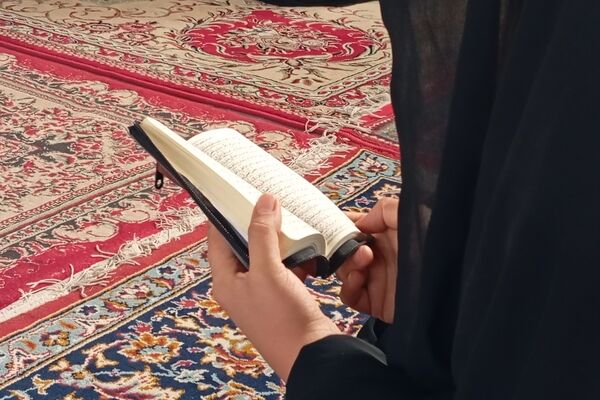 طنینِ دعای عرفه در آستانِ دوست