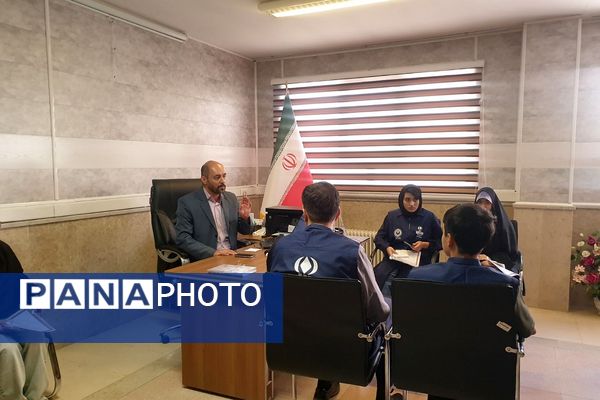 دیدار مسئولان اداره آموزش و پرورش پردیس با خبرنگاران پانا 