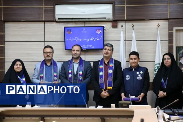 تجلیل از خبرنگاران برتر ناحیه دو مشهد با حضور مسئولان استانی