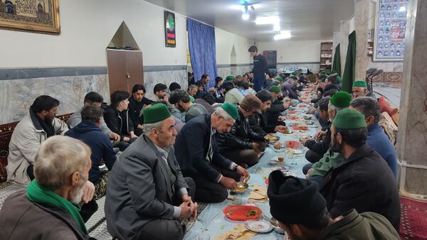 سفره ماه مهمانی خدا در مسجد جامع شهر بار