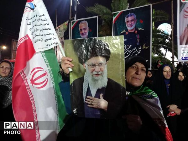 اجتماع حامیان آرمان‌های انقلاب اسلامی در گلوگاه 