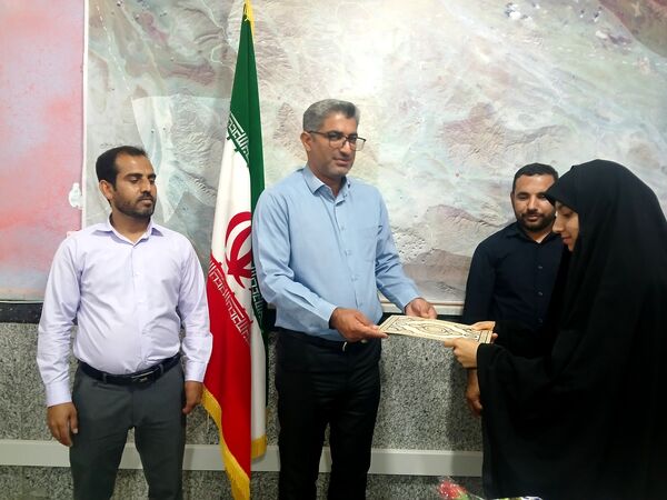 تجلیل از دانش‌آموزان خبرنگار پانای شهرستان بشاگرد 
