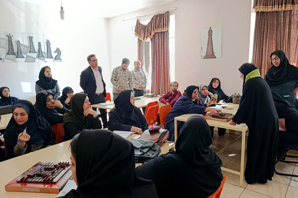 توانمندسازی مربیان پیشتاز ناحیه ۴ شیراز 