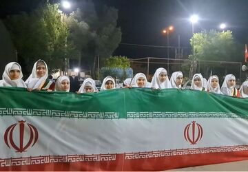 بزرگداشت چهلم رهبر شهید و شهدای میناب در سرچشمه زارچ